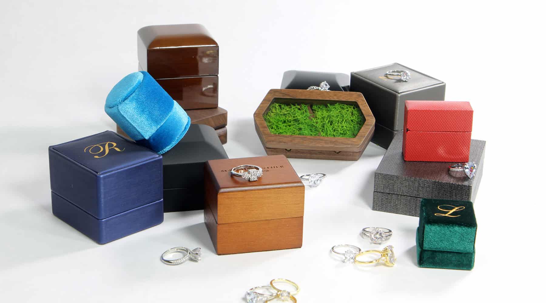How to pick the perfect ring box for your proposal or engagement