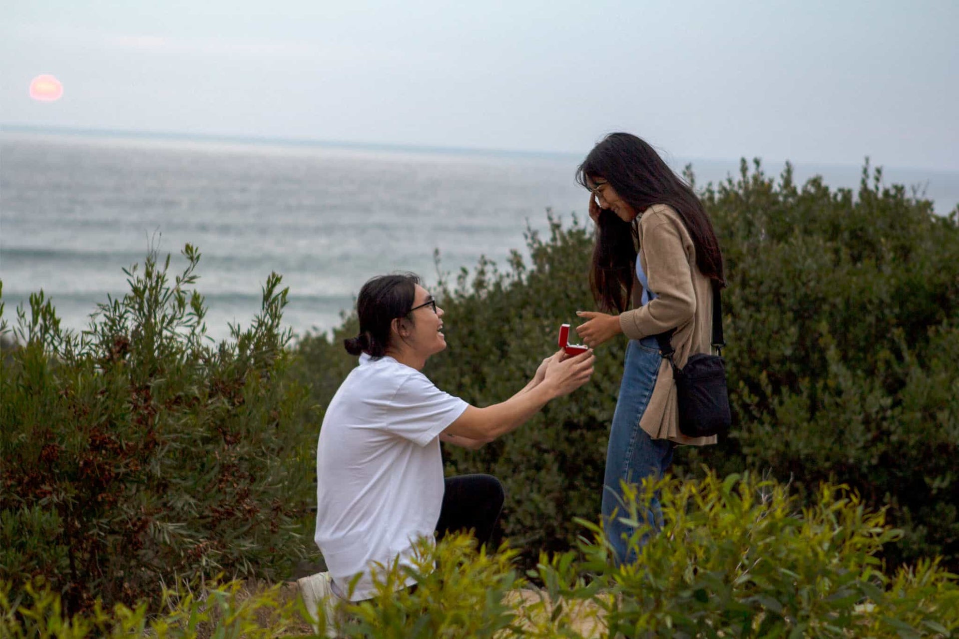 soulmatebox customer with their proposal ring box