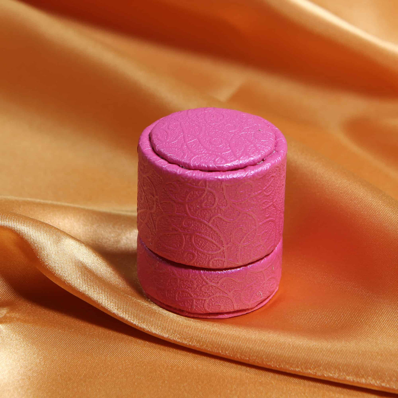 Pink Heirloom Ring Box - Round