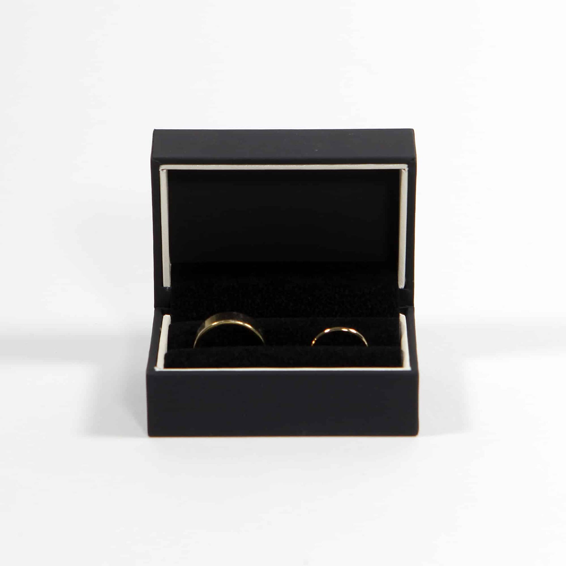 luxury wedding bands ring box, perfect for wedding ceremonies and anniversaries
